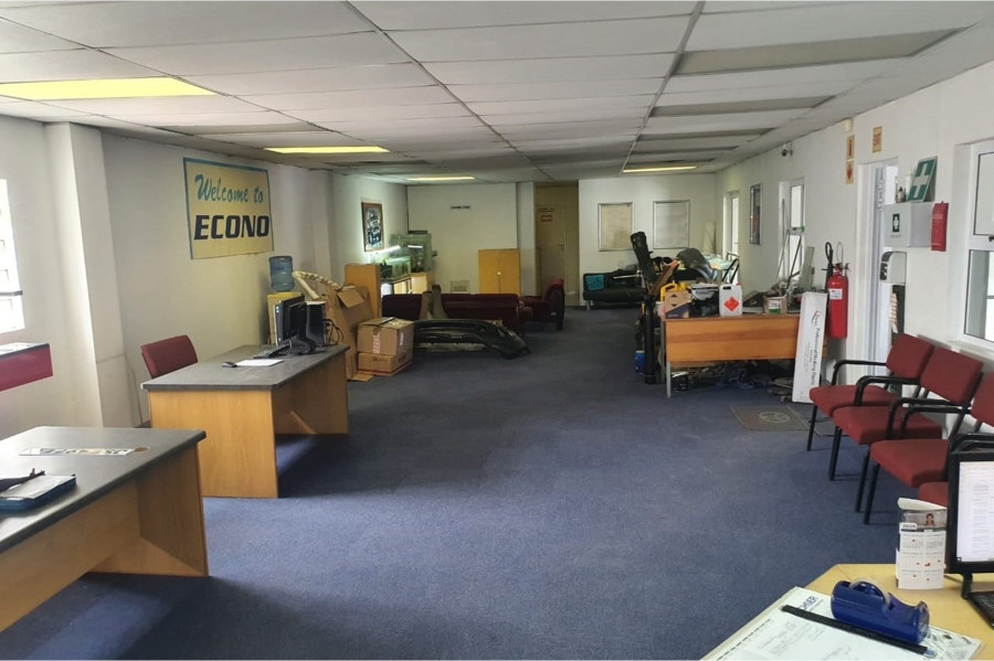 Commercial Property for Sale in Neave Industrial Eastern Cape